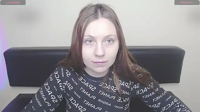 Snapshot of LiliaErmi chatting on 03-12-26, 07:58 LiliaErmi online show from 03-12-26, 07:58