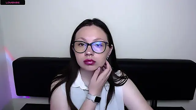 LiliaErmi online show from 06-09-26, 06:25