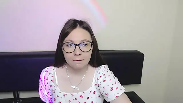 LiliaErmi online show from 06-20-26, 06:49