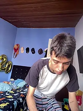 Snapshot of Juan_Gomezz26 chatting on 12-22-25, 06:49 Juan Gomezz26 online show from 12-22-25, 06:49