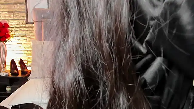 Snapshot of LanaRouse chatting on 01-31-26, 10:52 LanaRouse online show from 01-31-26, 10:52