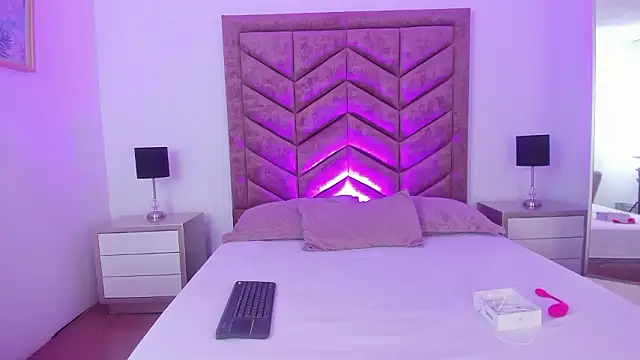 Scarlett  Noir online show from 03-17-26, 08:12