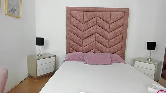 Scarlett  Noir online show from 03-24-26, 09:20