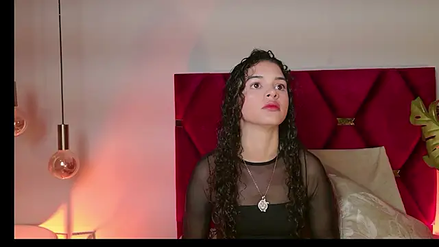 PaulinaSaint online show from 03-07-26, 01:24