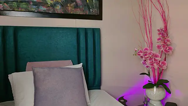 PaulinaSaint online show from 03-13-26, 09:10