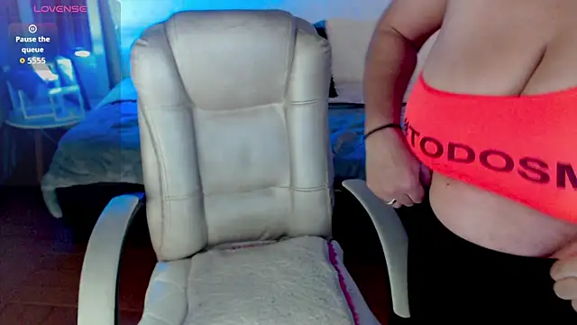 Snapshot of Tiana_27 chatting on 03-09-26, 10:58 Tiana 27 online show from 03-09-26, 10:58