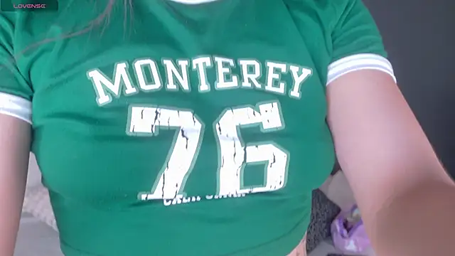 Snapshot of Miia_Anderson chatting on 02-12-26, 08:15 Miia Anderson online show from 02-12-26, 08:15