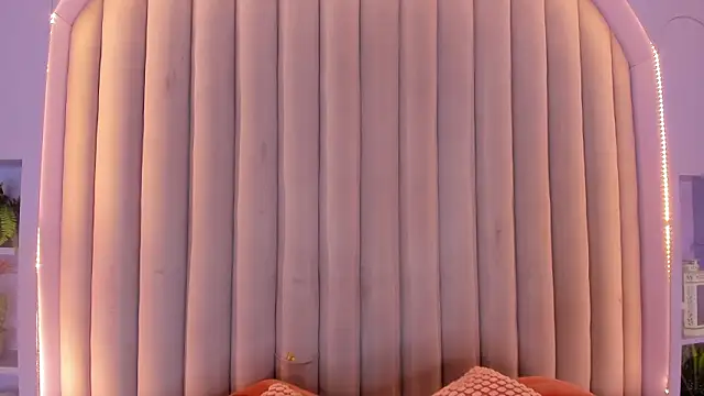 Snapshot of Miia_Anderson chatting on 03-04-26, 11:49 Miia Anderson online show from 03-04-26, 11:49