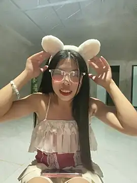lux-su online show from 05-19-26, 01:22