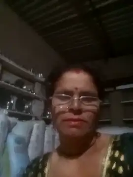 Pinki rajak online show from 04-17-26, 10:57