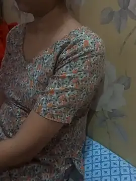 Snapshot of guddi_Jaaneman chatting on 07-07-26, 06:05 guddi Jaaneman online show from 07-07-26, 06:05