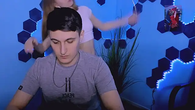 Snapshot of beauty_liam chatting on 03-08-26, 08:01 beauty liam online show from 03-08-26, 08:01