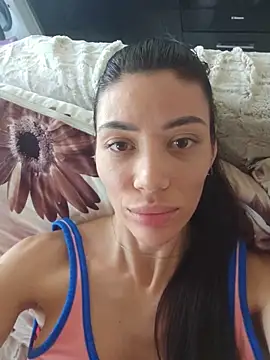 Snapshot of Leena_C chatting on 06-19-26, 04:22 Leena C online show from 06-19-26, 04:22