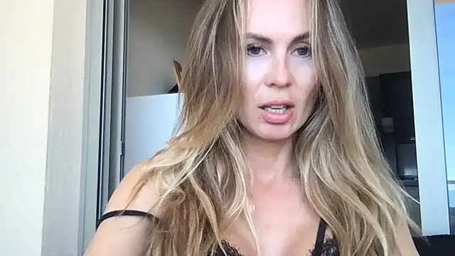 LeMilf online show from 05-20-26, 10:21