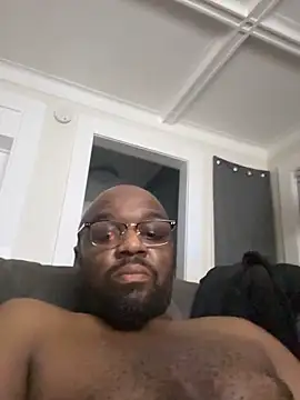 Snapshot of MrUnintentional chatting on 06-07-26, 06:06 MrUnintentional online show from 06-07-26, 06:06