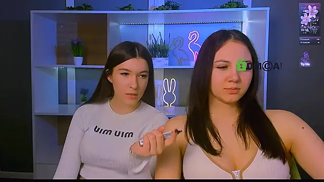 Snapshot of mira_vibe chatting on 03-12-26, 04:24 mira vibe online show from 03-12-26, 04:24