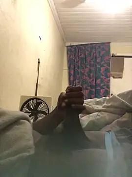 Snapshot of reckless_34 chatting on 02-10-26, 05:11 reckless 34 online show from 02-10-26, 05:11