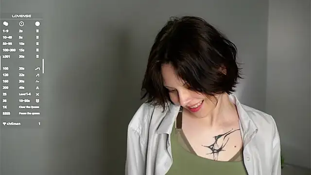 Snapshot of SharylOrbin chatting on 12-19-25, 10:06 SharylOrbin online show from 12-19-25, 10:06