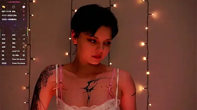 Snapshot of SharylOrbin chatting on 02-07-26, 11:19 SharylOrbin online show from 02-07-26, 11:19