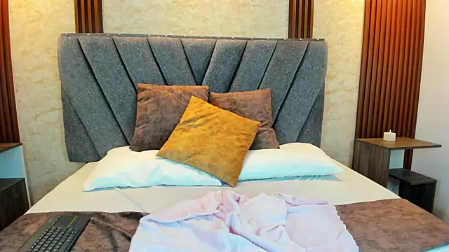 Snapshot of Ying_min chatting on 01-16-26, 09:19 Ying min online show from 01-16-26, 09:19