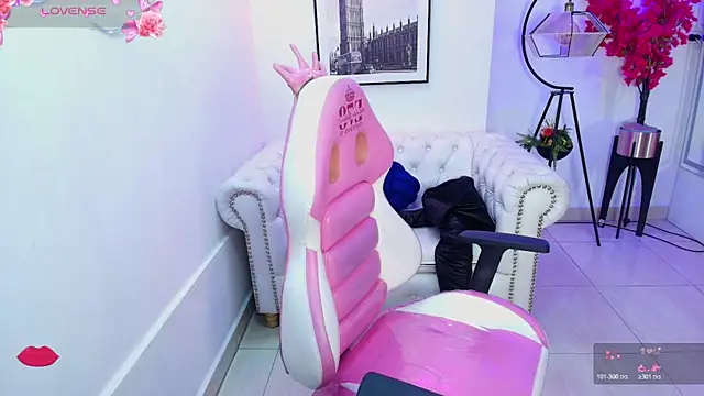 Carolina cherry online show from 03-02-26, 12:12