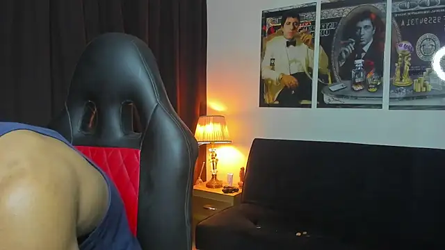 Snapshot of Dustyn_Michelle1 chatting on 01-16-26, 12:14 Dustyn Michelle1 online show from 01-16-26, 12:14