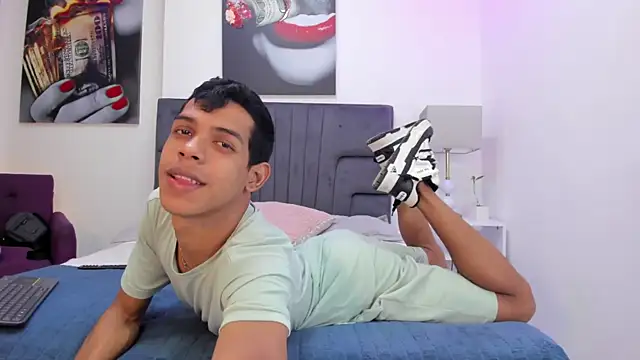 Snapshot of sven_basquia chatting on 12-21-25, 07:10 sven basquia online show from 12-21-25, 07:10