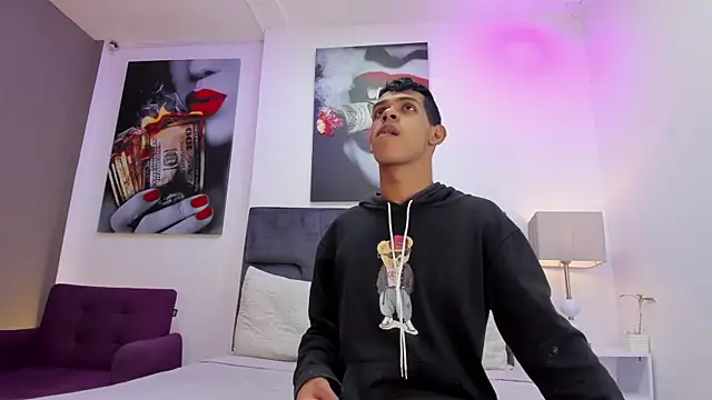 Snapshot of sven_basquia chatting on 01-10-26, 07:37 sven basquia online show from 01-10-26, 07:37