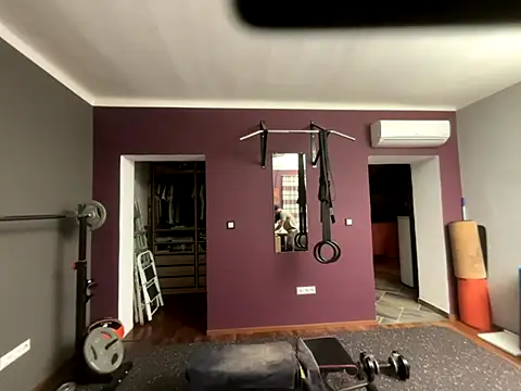 Snapshot of pet0873 chatting on 12-22-25, 05:04 pet0873 online show from 12-22-25, 05:04