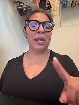 BettyWhispers online show from 02-15-26, 07:54