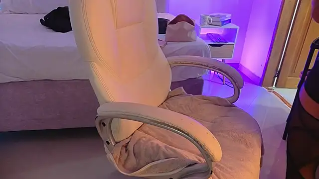 Milan Corleone online show from 04-28-26, 11:26