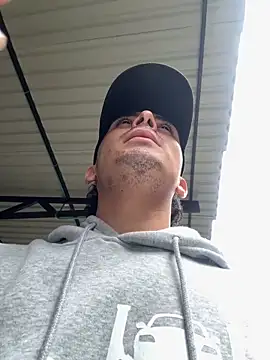 Snapshot of jamess_0 chatting on 02-06-26, 04:32 jamess 0 online show from 02-06-26, 04:32