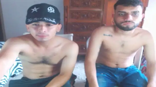 Snapshot of jamess_0 chatting on 02-10-26, 04:44 jamess 0 online show from 02-10-26, 04:44