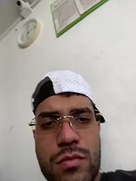 Snapshot of jamess_0 chatting on 02-23-26, 07:33 jamess 0 online show from 02-23-26, 07:33