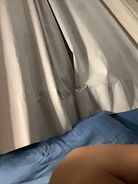 privsloirinha online show from 04-19-26, 03:28