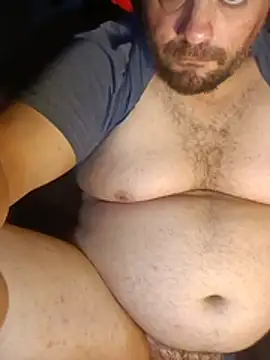 Snapshot of givr6inches chatting on 06-19-26, 05:01 givr6inches online show from 06-19-26, 05:01