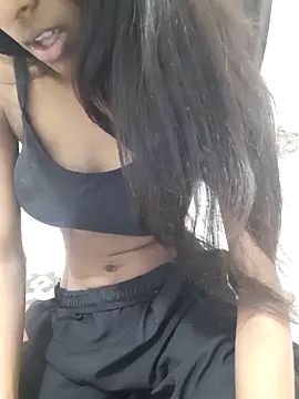 Snapshot of tanjua78 chatting on 02-25-26, 03:27 tanjua78 online show from 02-25-26, 03:27