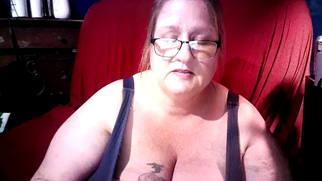 jade-belle online show from 04-29-26, 08:07
