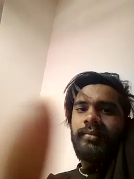 Snapshot of suhxil79 chatting on 12-22-25, 04:42 suhxil79 online show from 12-22-25, 04:42