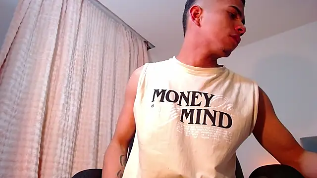 TOMBOYSEXX online show from 05-23-26, 08:13