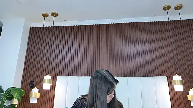 Carrie GB online show from 04-22-26, 11:45