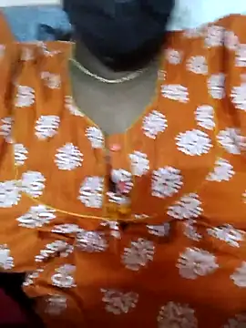 Snapshot of Tamil_Bhuvi69 chatting on 01-31-26, 07:11 Tamil Bhuvi69 online show from 01-31-26, 07:11