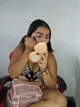 Mia em online show from 04-21-26, 06:23