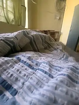 Snapshot of Alexbhuriya420 chatting on 02-13-26, 07:37 Alexbhuriya420 online show from 02-13-26, 07:37