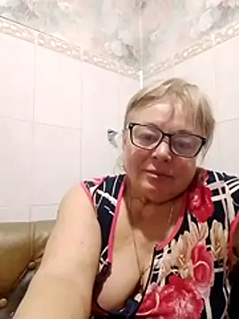 Snapshot of LinaLight88 chatting on 02-22-26, 09:24 LinaLight88 online show from 02-22-26, 09:24