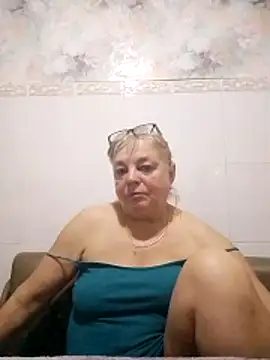 Snapshot of LinaLight88 chatting on 02-26-26, 08:52 LinaLight88 online show from 02-26-26, 08:52