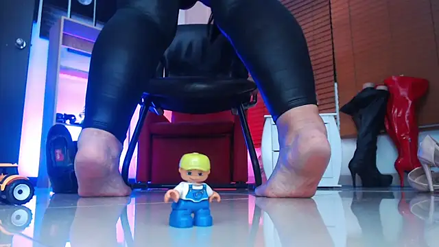 paola xm online show from 03-21-25, 01:12