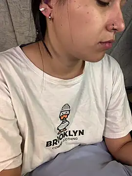 Val12777 online show from 04-08-26, 12:05