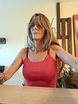 Sacha Scorp online show from 12-17-25, 02:34