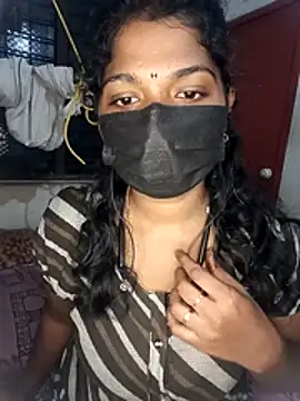 Snapshot of tamilsaisree chatting on 12-18-25, 05:08 tamilsaisree online show from 12-18-25, 05:08